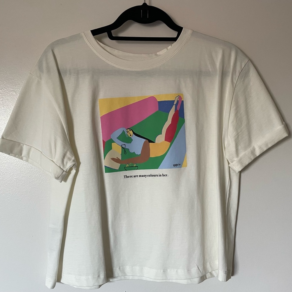 Mango x Ana Leovy Women’s Day Cropped Boxy Tee (Medium, Excellent Condition)